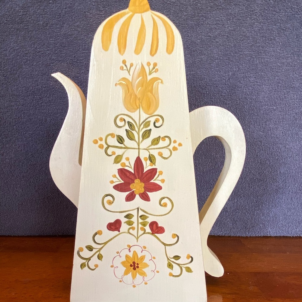 Vintage wooden teapot silk flower vase